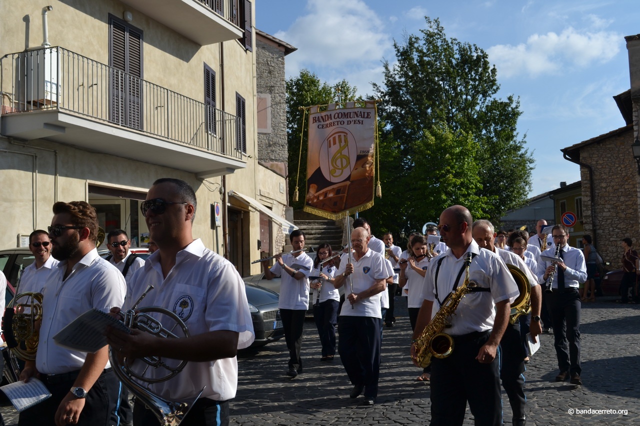 La sfilata La sfilata